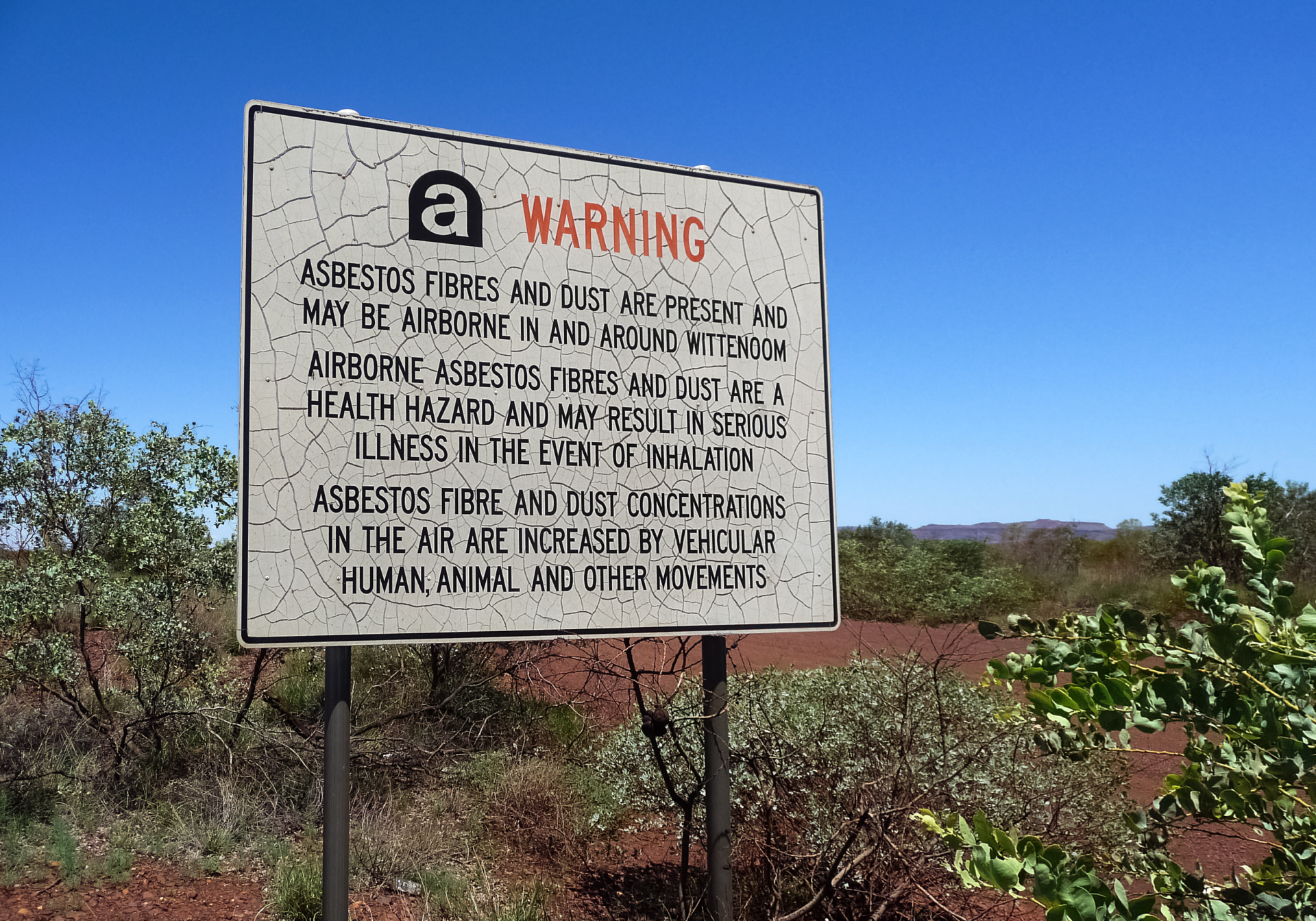 Govt_Warning_-_Wittenoom_WA_b